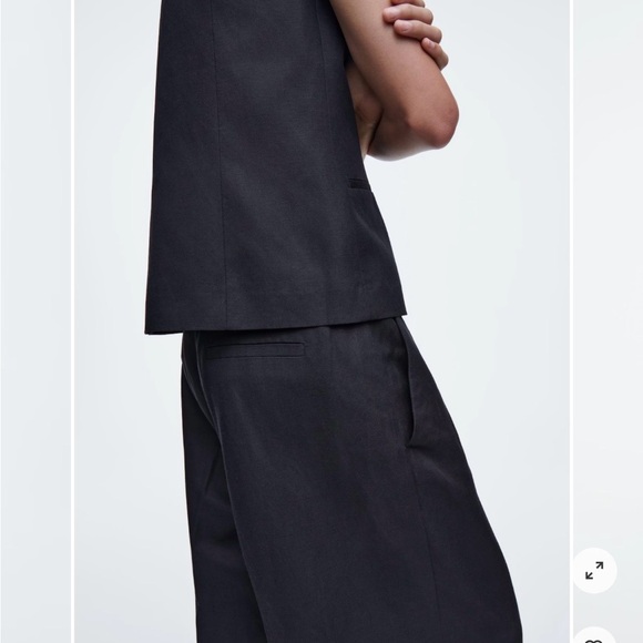 COS linen blend wide leg high waist pants with pleats at waist. Capsule. EUC. 8 - Picture 6 of 16